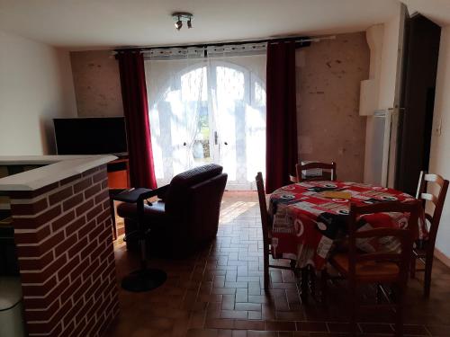 Gîte Le Blanc, 3 pièces, 4 personnes - FR-1-591-339