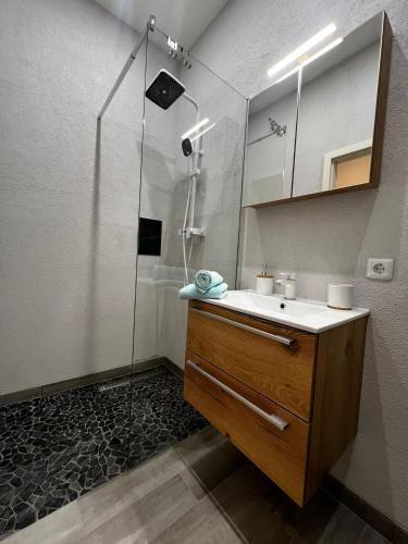 HOLI DAY SPA 2-Bett Zimmer App 3, Berlino (foto 4)