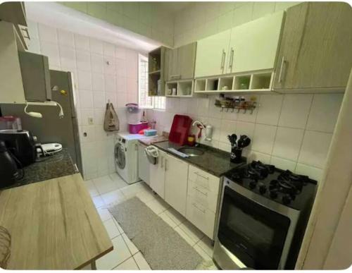 Apto 3 dorm, aconchegante , próximo a beira mar .