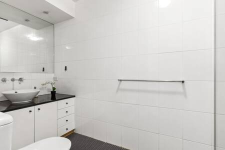A Comfy Studio for 5 Next to Darling Harbour - image 5