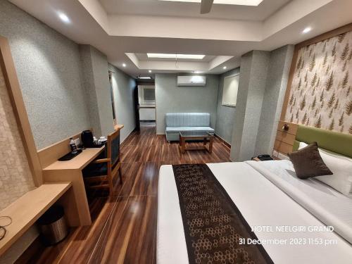 HOTEL NEELGIRI GRAND in Bihar Sharif