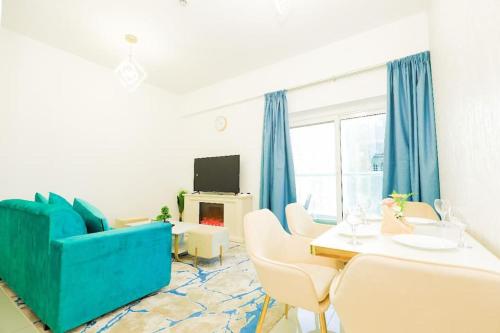 1BR Luxury Apartment close to JBR Beach Marina - image 8