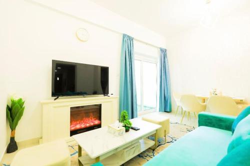 1BR Luxury Apartment close to JBR Beach Marina - image 6