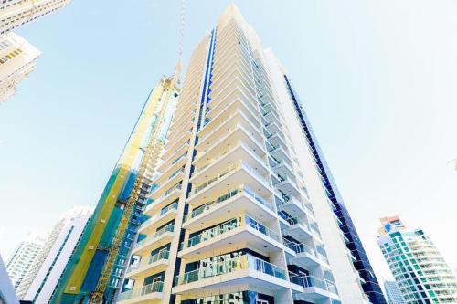1BR Luxury Apartment close to JBR Beach Marina - main image