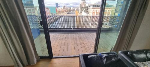BEL APPARTEMENT MODERNE avec TERRASSE AC CLIMATISATION- PARKING with additionnal fees, Strasbourg (photo 9)