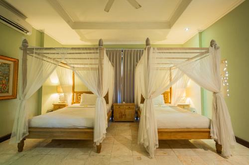 Honeymoon Guesthouse Room Type - Deluxe Suite