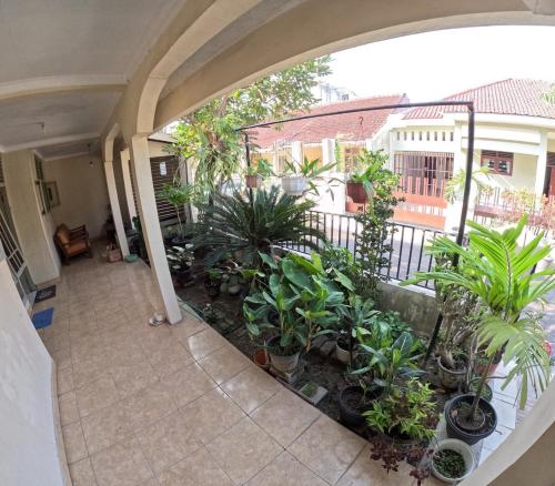Two-Bedroom House image 8