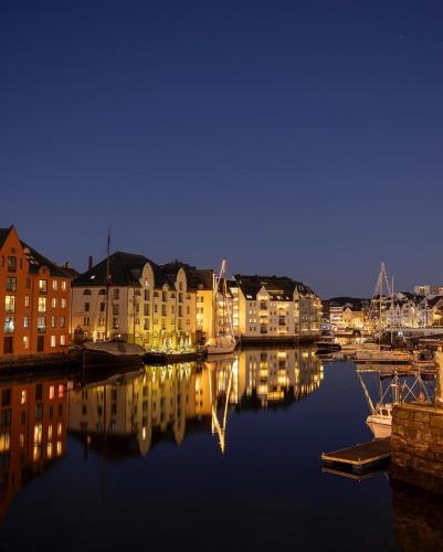 Hotel Noreg - main image