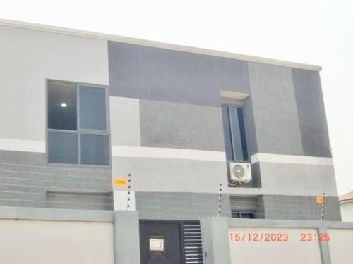 Spacious Holiday Let Wi-Fi & Private Amenities Oyibi in Aburi