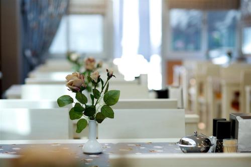 Sanli Suite Hotel - image 6