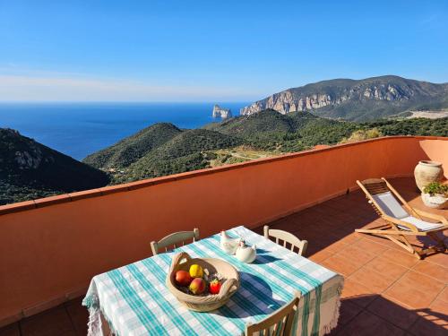  Casa con magnifica vista mare in Nebida