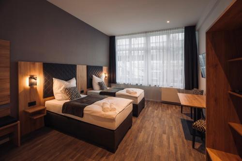 MiDoma, Self Check-In Hotel, Hannover Messe in Латцен