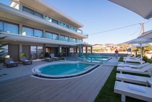 Aegean Infinity Deluxe in Thasos