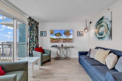 2BR Condo with Ocean View image