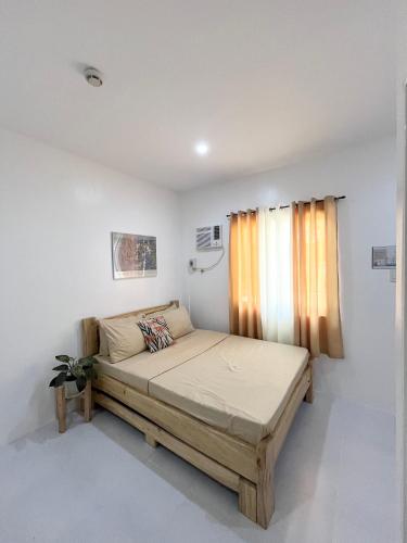 Sunnydale Apartelle -Room Accommodation near Calatagan Beach Resorts - Batangas