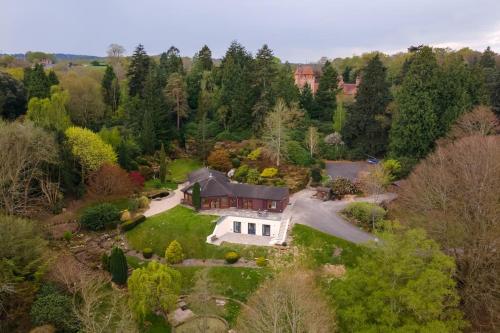 Modern country villa, stunning gardens and view gîte à louer Eridge Station