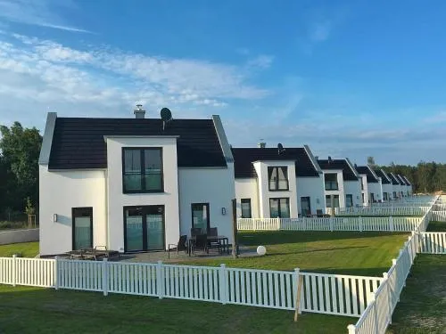 Haus mit Yachthafenblick in Peenemünde in Peenemünde, Deutschland