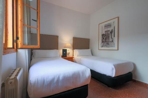 Tugasa Hotel El Almendral - image 5