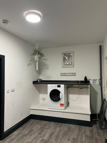 No 8 Plants Yard Modern studio in Worksop in Worksop