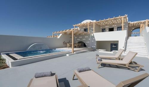 Beautiful Santorini Villa - 3 Bedroom Villa - Private Jacuzzi and Charismatic Interior - Vothonas