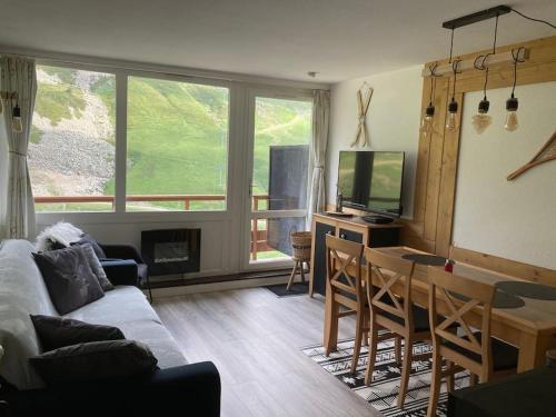 La Mongie Appartement 6 pers aux pieds des pistes - Location saisonnière - Bagnères-de-Bigorre