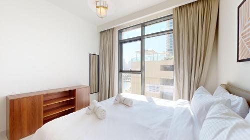 Primestay - Marina Vista 3BR plus Maids Dubai Harbour - image 7