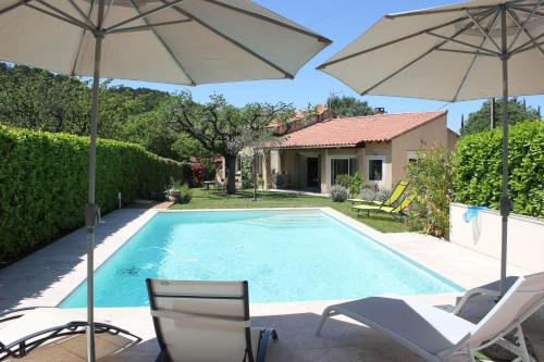 family house with private pool in the heart of the village of le beaucet, at the foot of the ventoux - sleeps 8 - Location, gîte - Le Beaucet