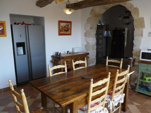 luxury mas with heated pool in the heart of the alpilles, 10 persons