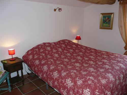 luxury mas with heated pool in the heart of the alpilles, 10 persons