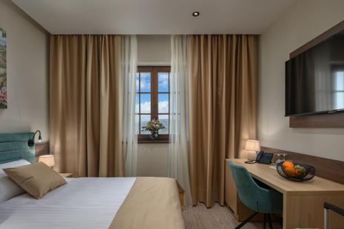 2 twin beds