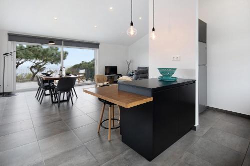 Rocha do Mar 2 in บิสโกยโตส