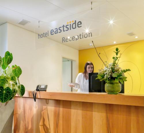 Hotel Eastside (free parking garage) - image 13