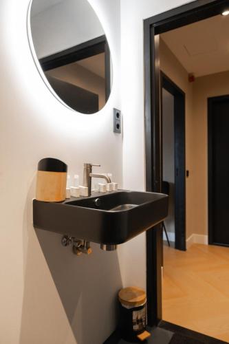 Standard Room for 6 Guests image 4