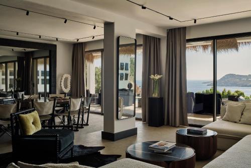 Myconian Villa Collection - Preferred Hotels & Resorts - image 8