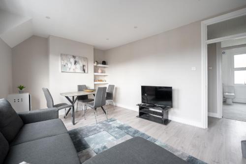 Kennington Apartment D/Apartment - main image