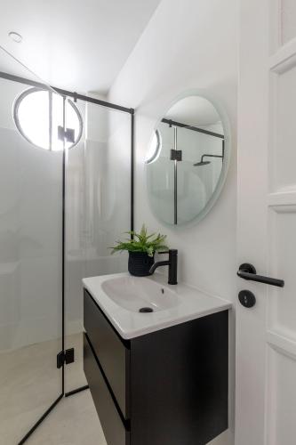 The Met by Zoia Living - image 2