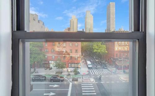 89-3FS Newly Furnished 2br 1bath UES, New York (photo 3)