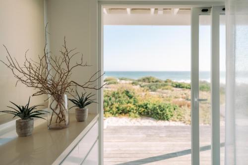 White Sands Beach Villa