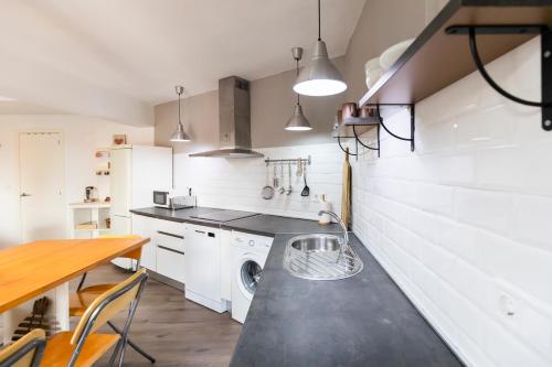 AkomodaT en apartamento luminoso junto al paseo de la ría, Bilbao (photo 6)