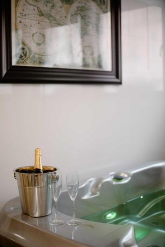 Suite de Diane Jacuzzi - Premiere conciergerie - image 3