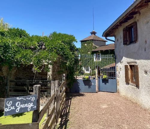 La Grange - Chambre d'hôtes - Coutouvre