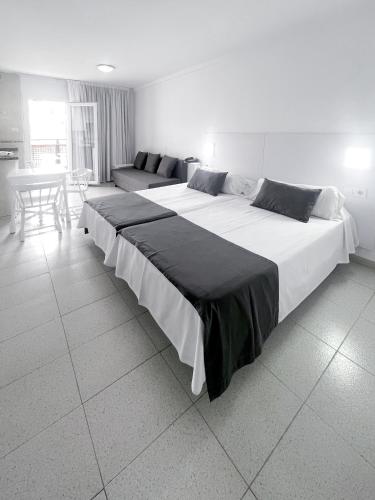 Apartamentos Pez Azul near Jardín Botánico