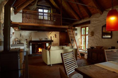 Wild Valley Rustico Style in Valle Onsernone in Isorno