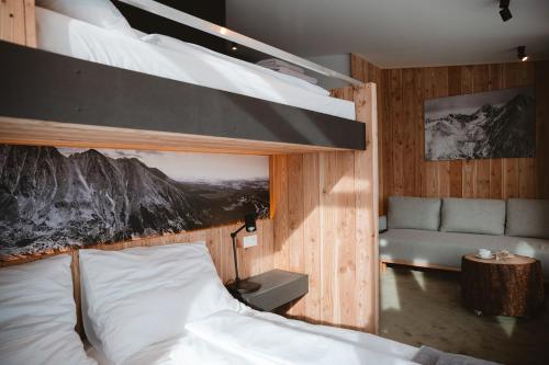 COTTAGE Solisko 1840 m asl