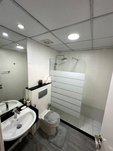 Dubai Marina - Huge Luxury Studio Apartment, Dubai (foto 8)