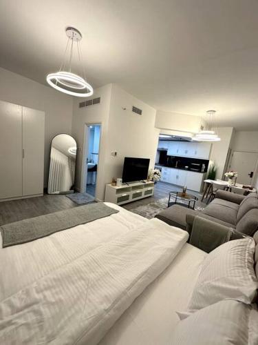 Dubai Marina - Huge Luxury Studio Apartment, Dubai (foto 10)