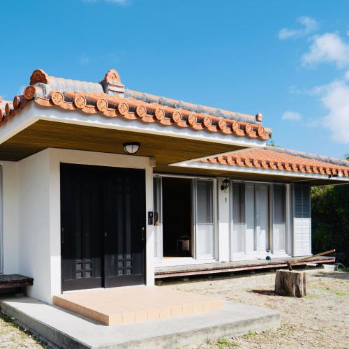 totono house 満天の星空 テントサウナ BBQ 元有形文化財を1棟貸切 うるま市 浜比嘉島