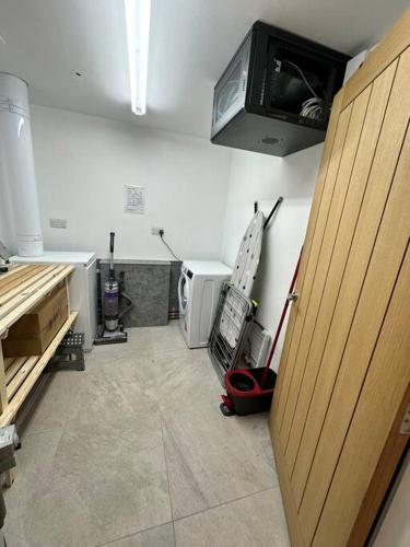 Converted Barn with Hot Tub, The Hayloft., Carnforth (zdjęcie 8)