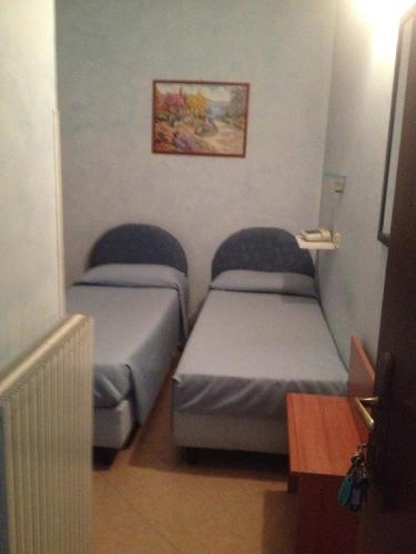 1 twin bed