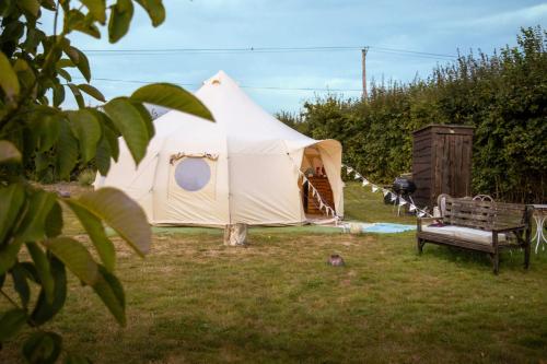 The Follies Glamping in Boughton Monchelsea